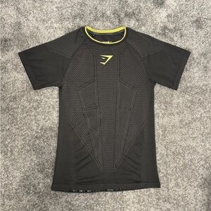 ISO medium yellow gymshark onyx v1